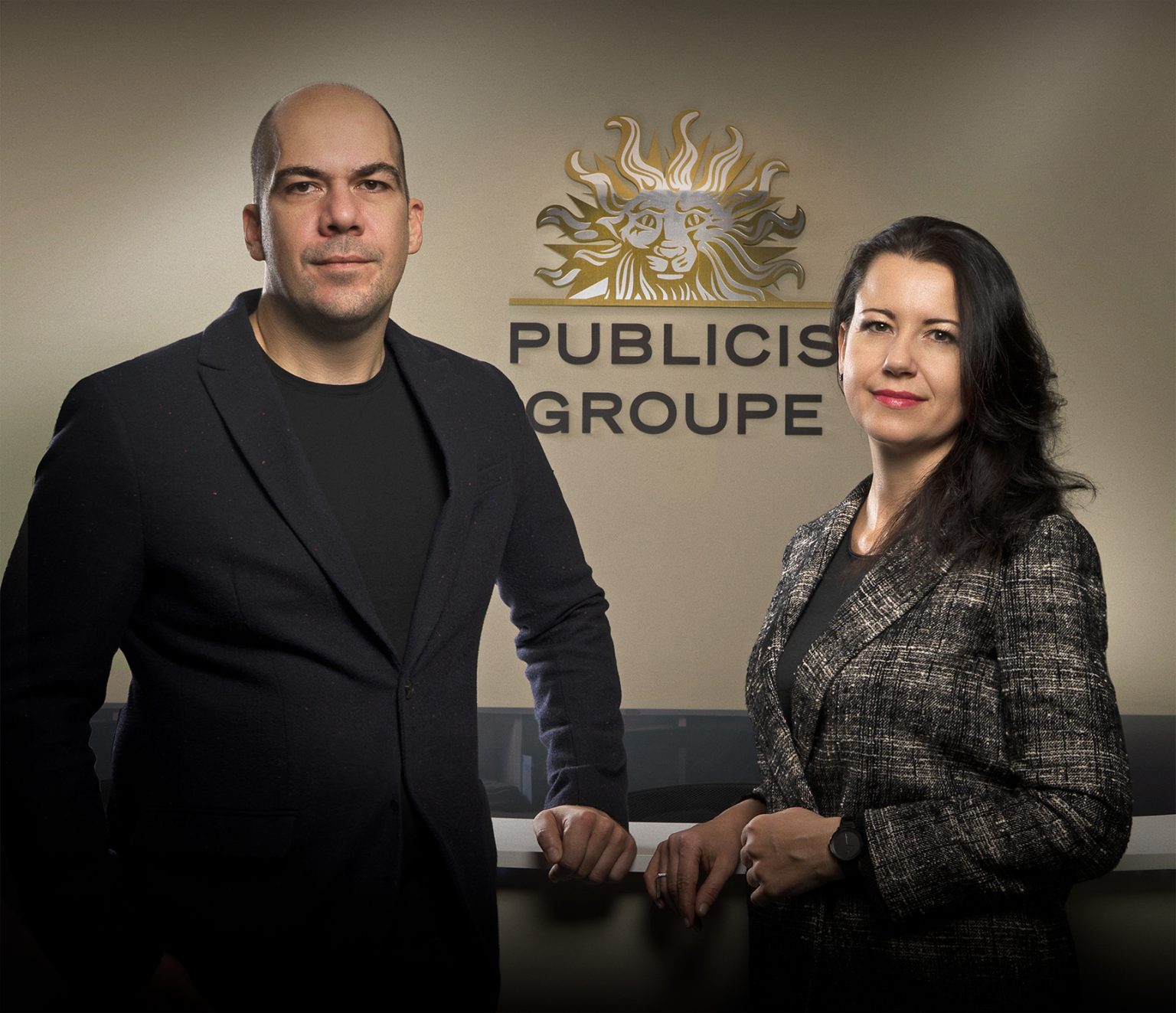 Publicis Groupe - AdHugger